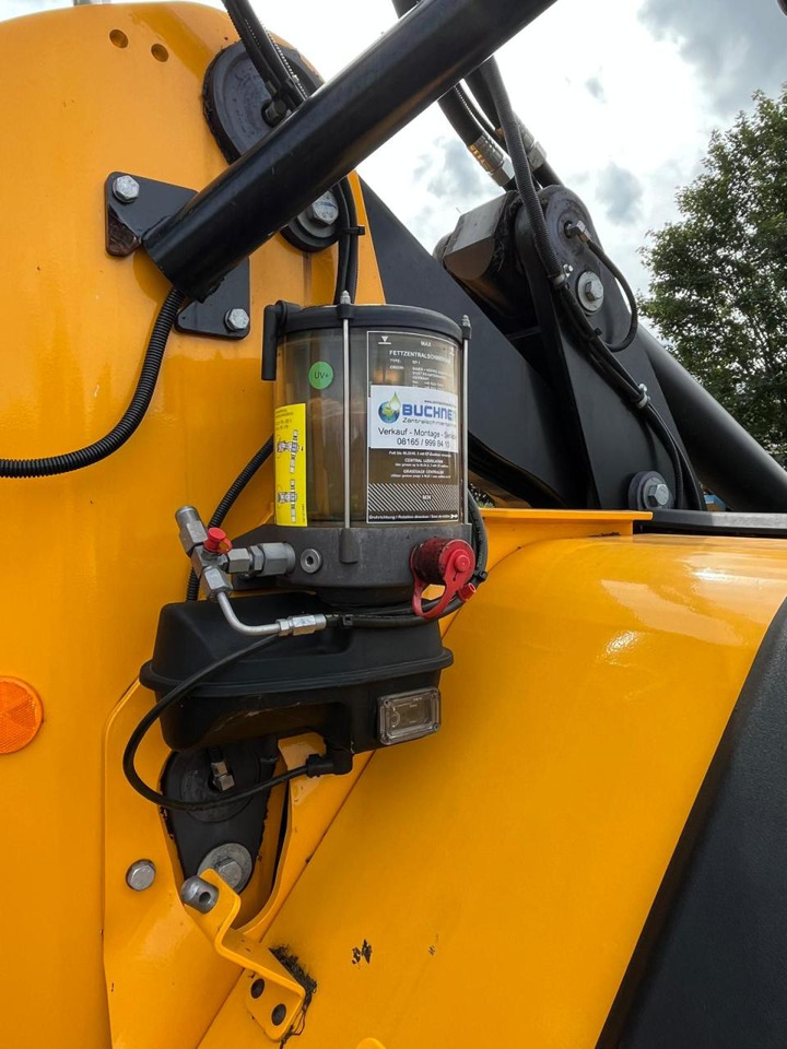 Chargeuse sur pneus JCB 435 S