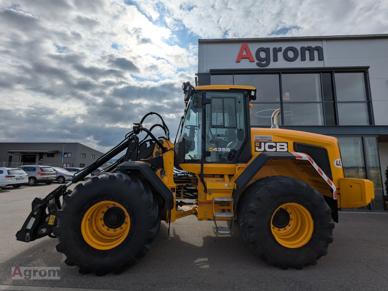 Chargeuse sur pneus JCB 435 S Agri HighLift