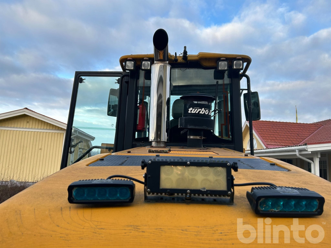 Chargeuse sur pneus JCB 436