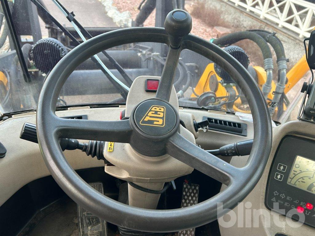 Chargeuse sur pneus JCB 436