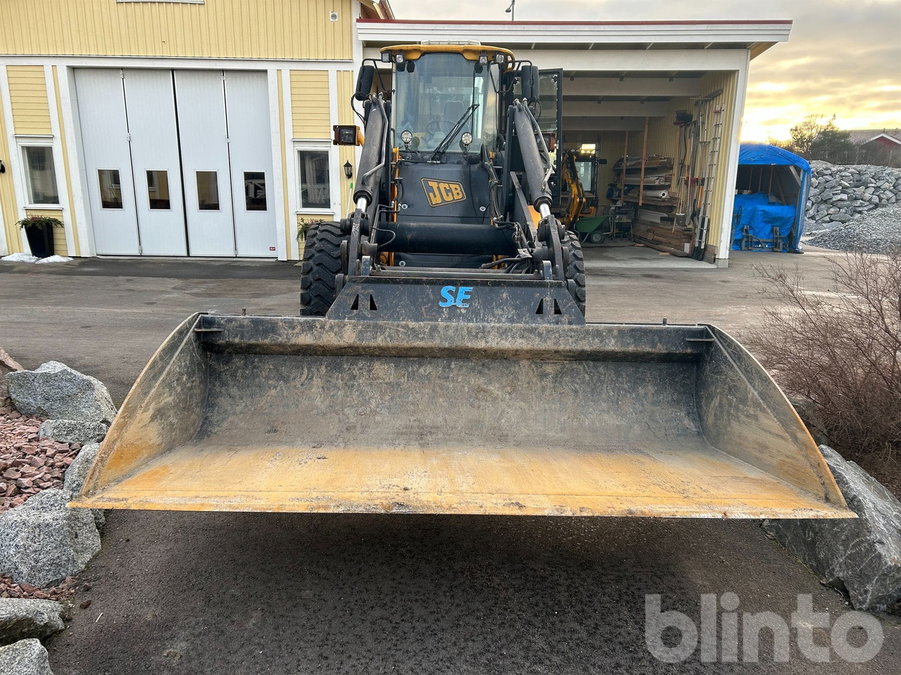 Chargeuse sur pneus JCB 436