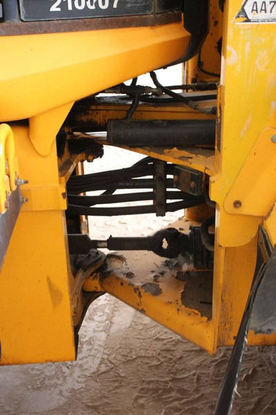 Chargeuse sur pneus JCB 436HT