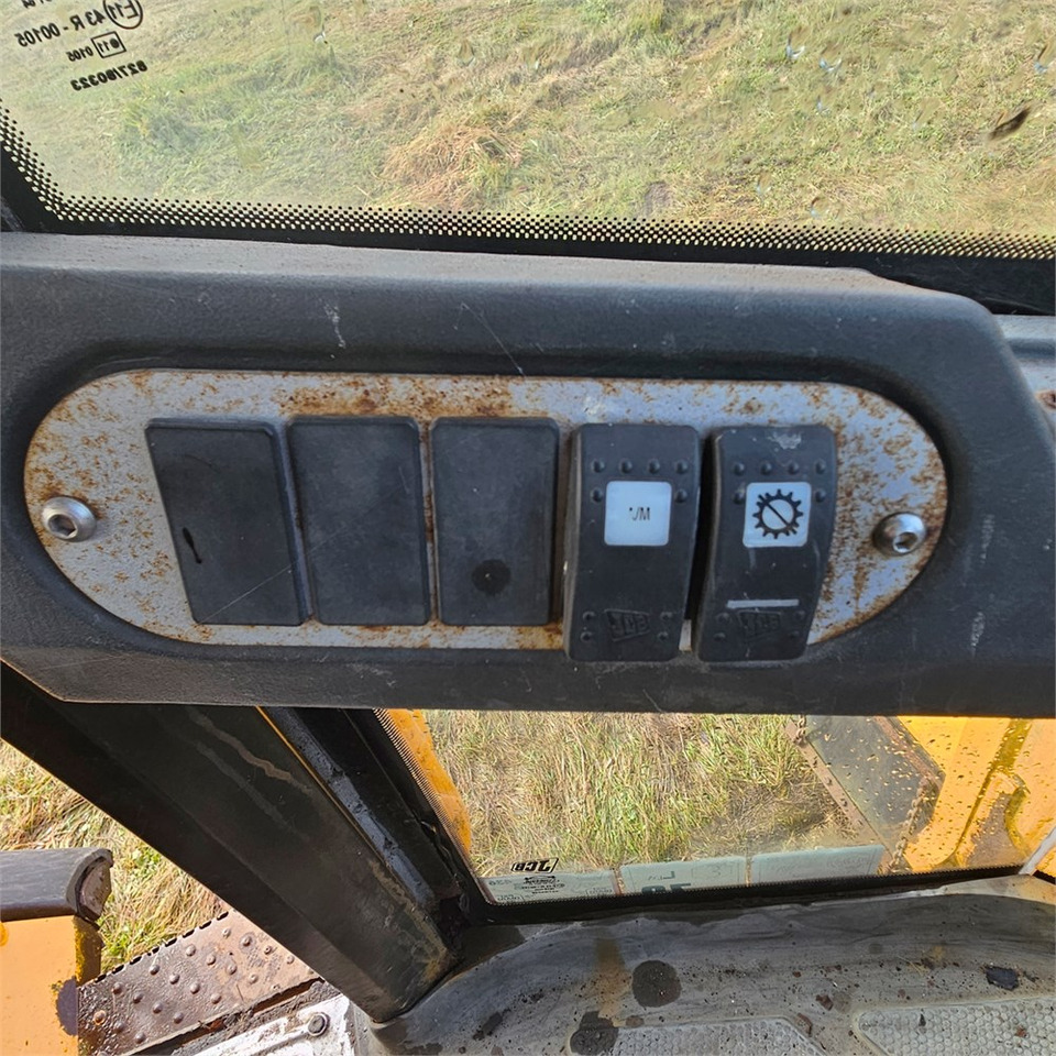 Chargeuse sur pneus JCB 436 HT