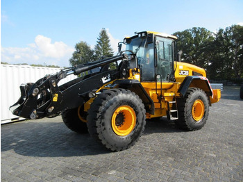 Chargeuse sur pneus  JCB 457 HT T4F