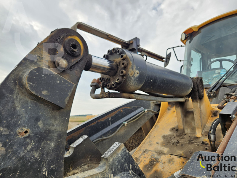 Chargeuse sur pneus JCB 457 ZX