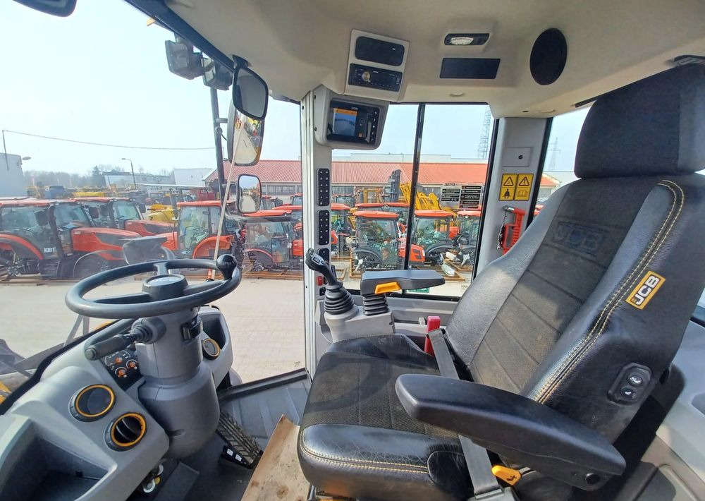 Chargeuse sur pneus JCB 457 ZX