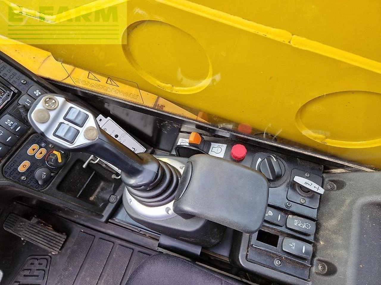 Chargeuse sur pneus JCB 536-70 agripro