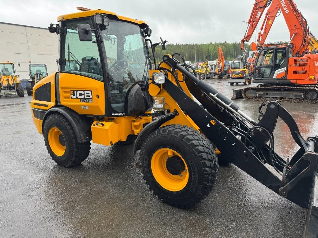 Chargeuse sur pneus JCB MYYTY! SOLD! 407 SV
