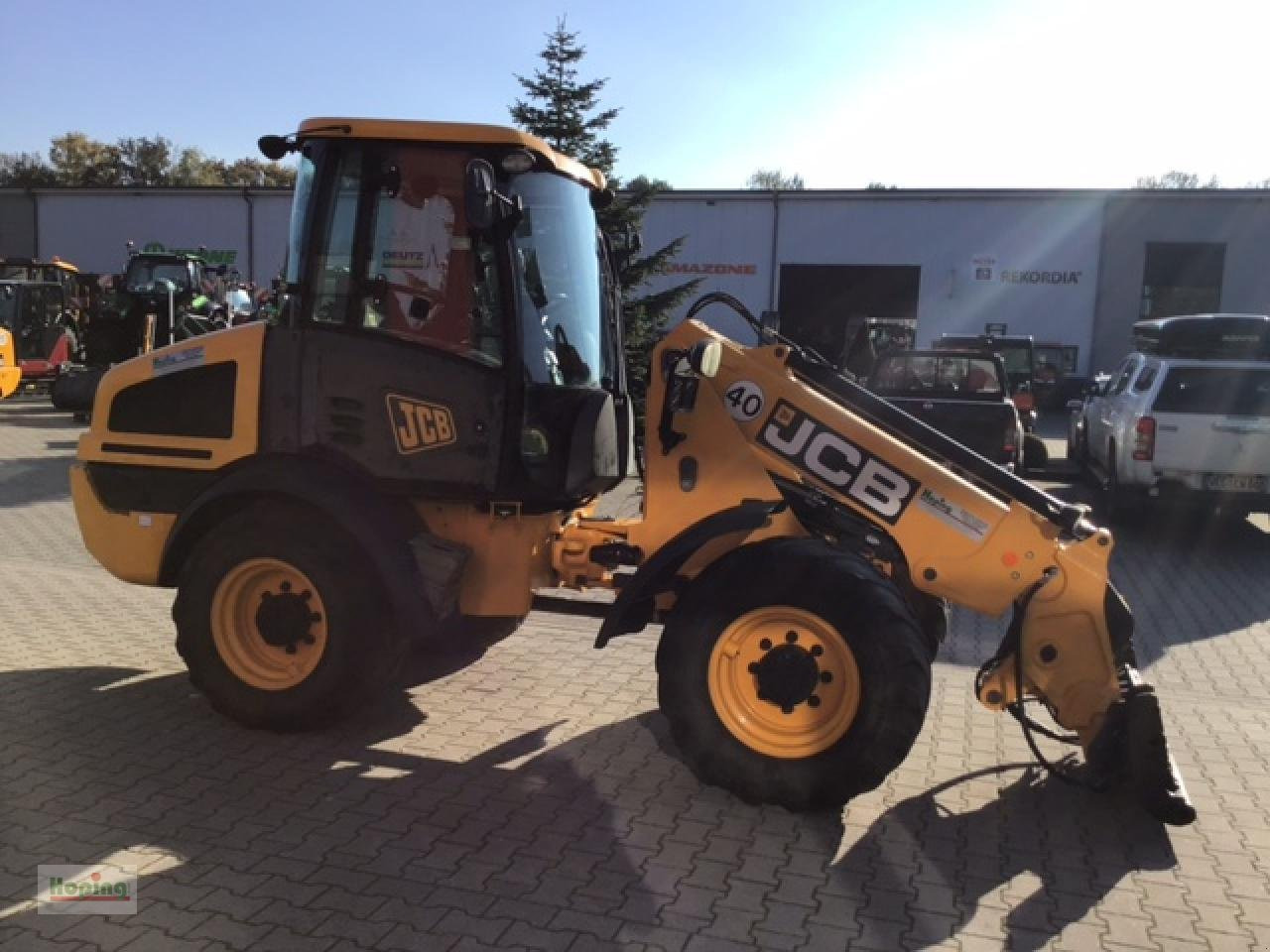 Chargeuse sur pneus JCB TM220