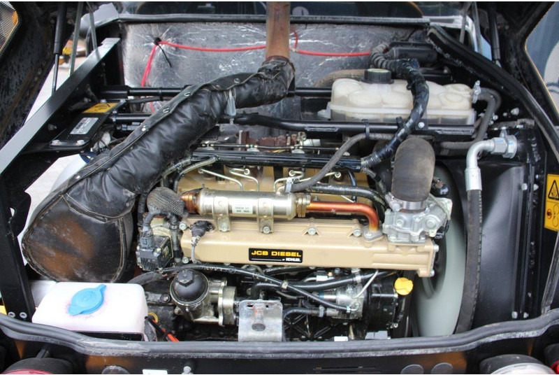 Chargeuse sur pneus JCB TM220