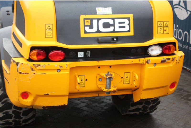 Chargeuse sur pneus JCB TM220