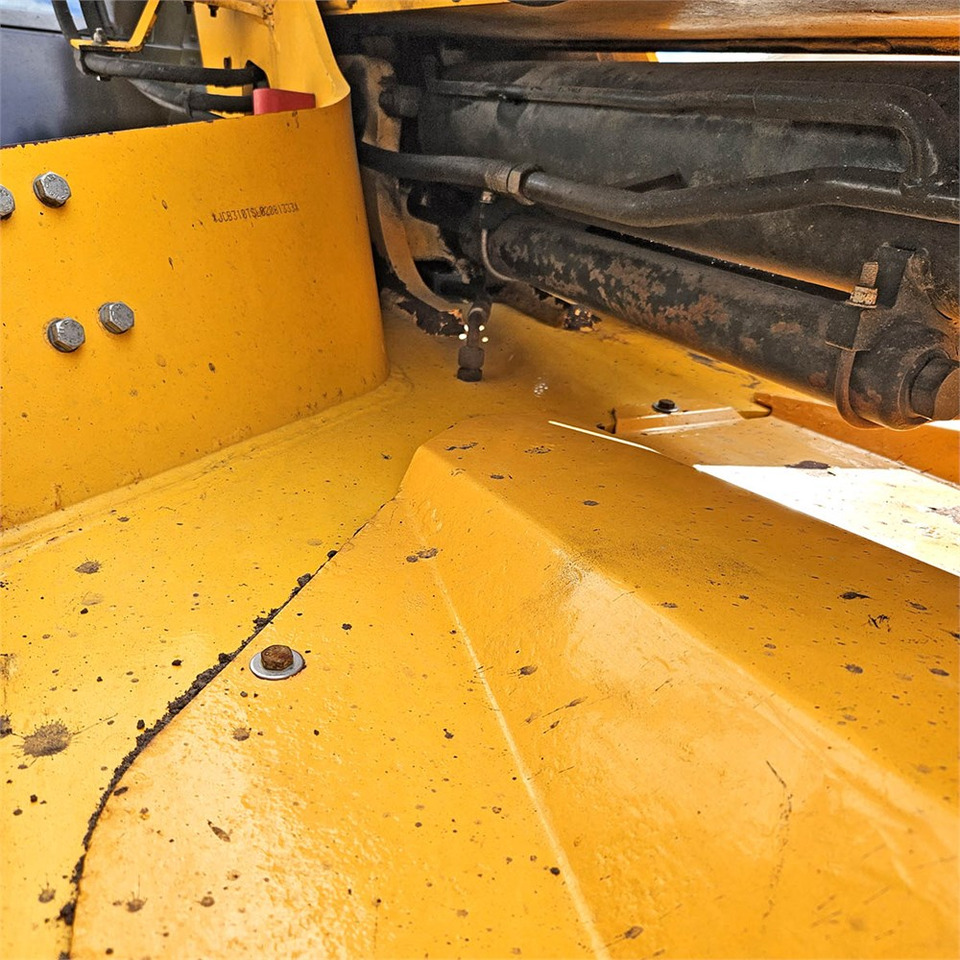Chargeuse sur pneus JCB TM310