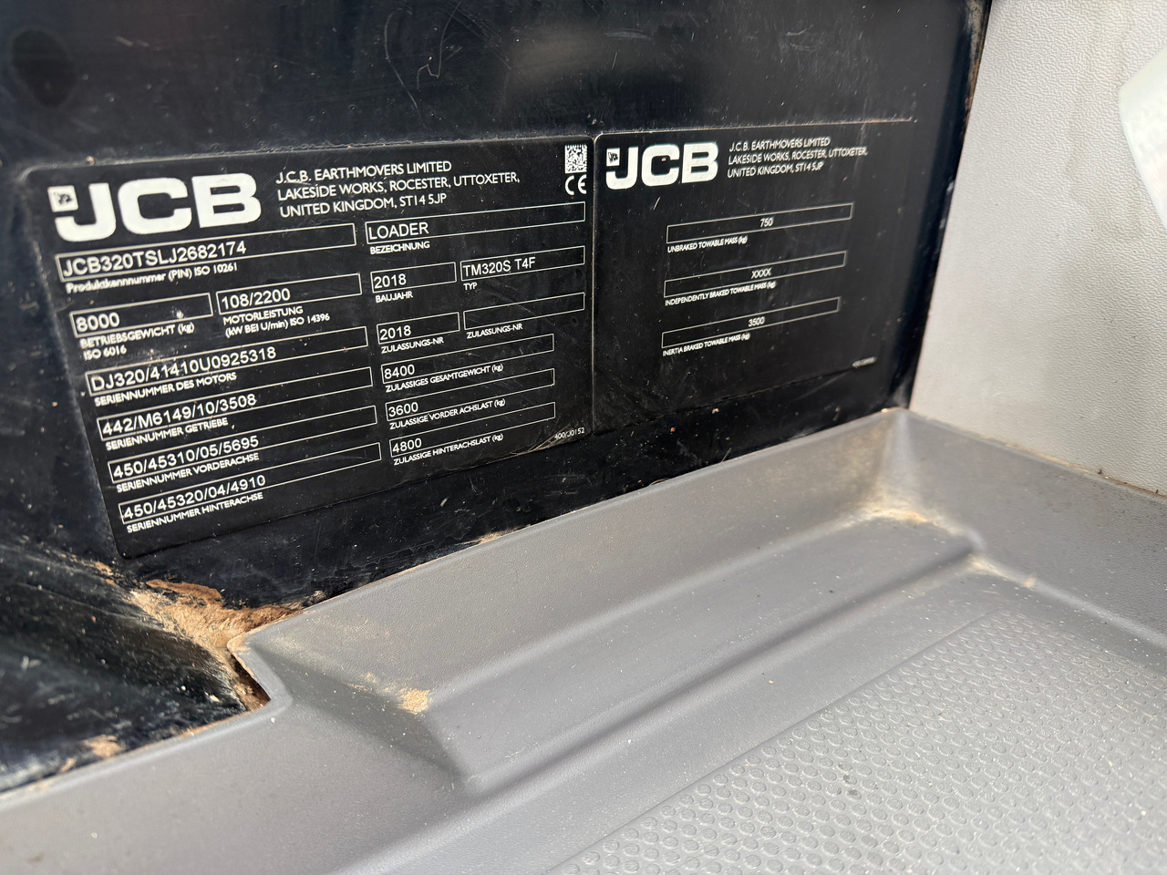 Chargeuse sur pneus JCB TM320S Teleskopradlader SW