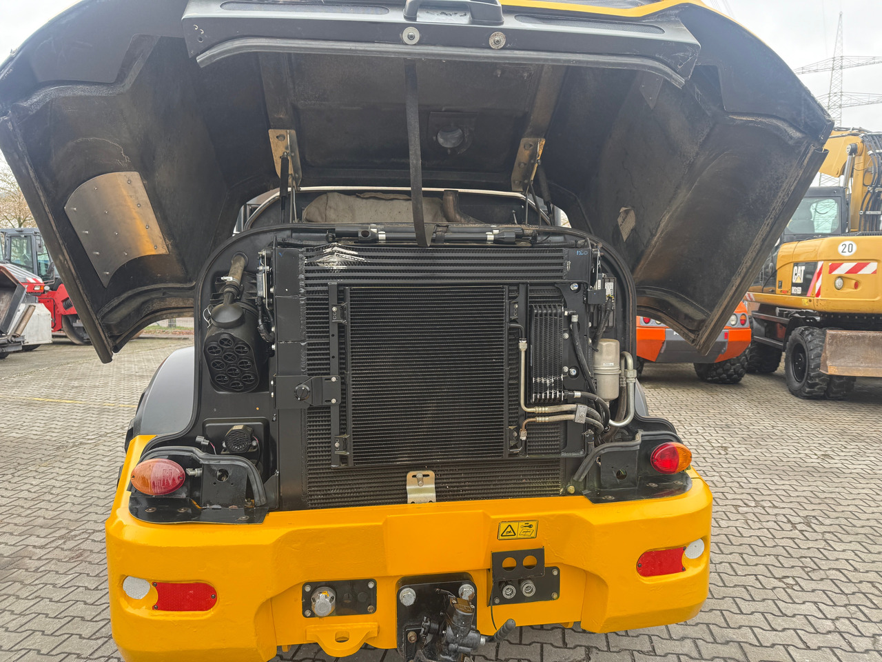 Chargeuse sur pneus JCB TM320S Teleskopradlader SW