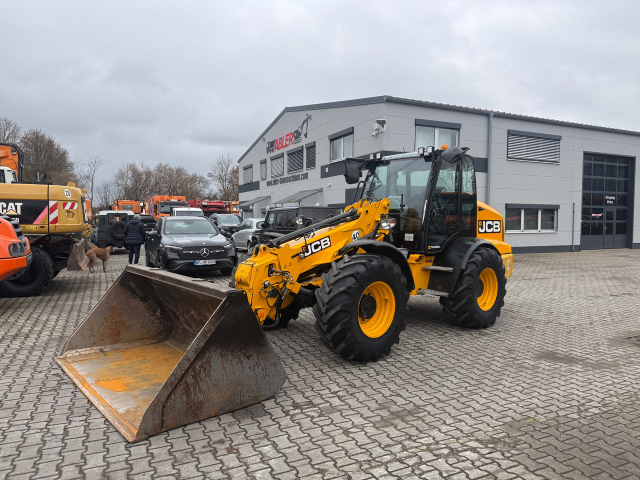 Chargeuse sur pneus JCB TM320S Teleskopradlader SW