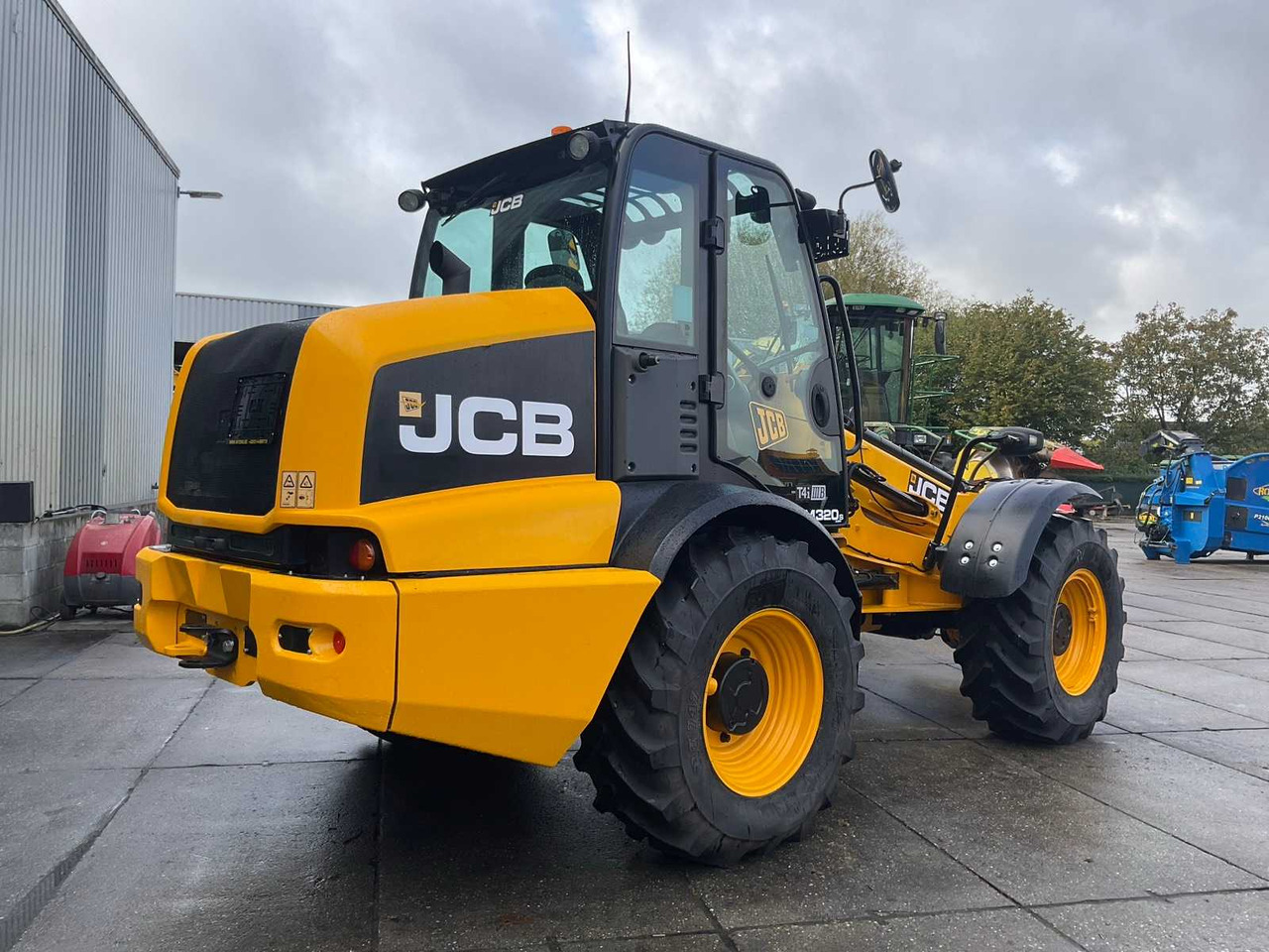 Chargeuse sur pneus JCB TM320s