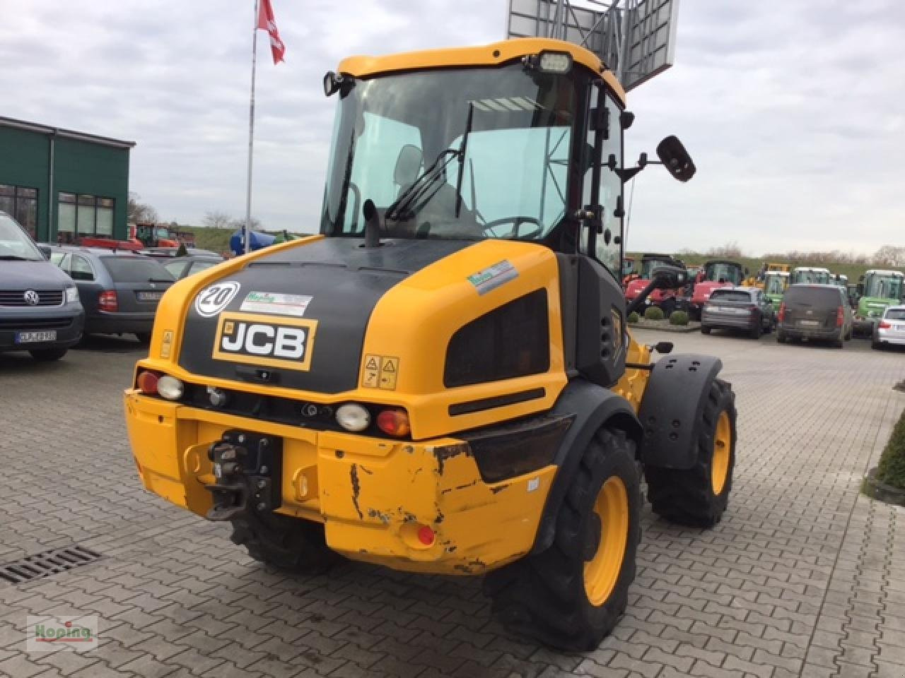Chargeuse sur pneus JCB TM 220