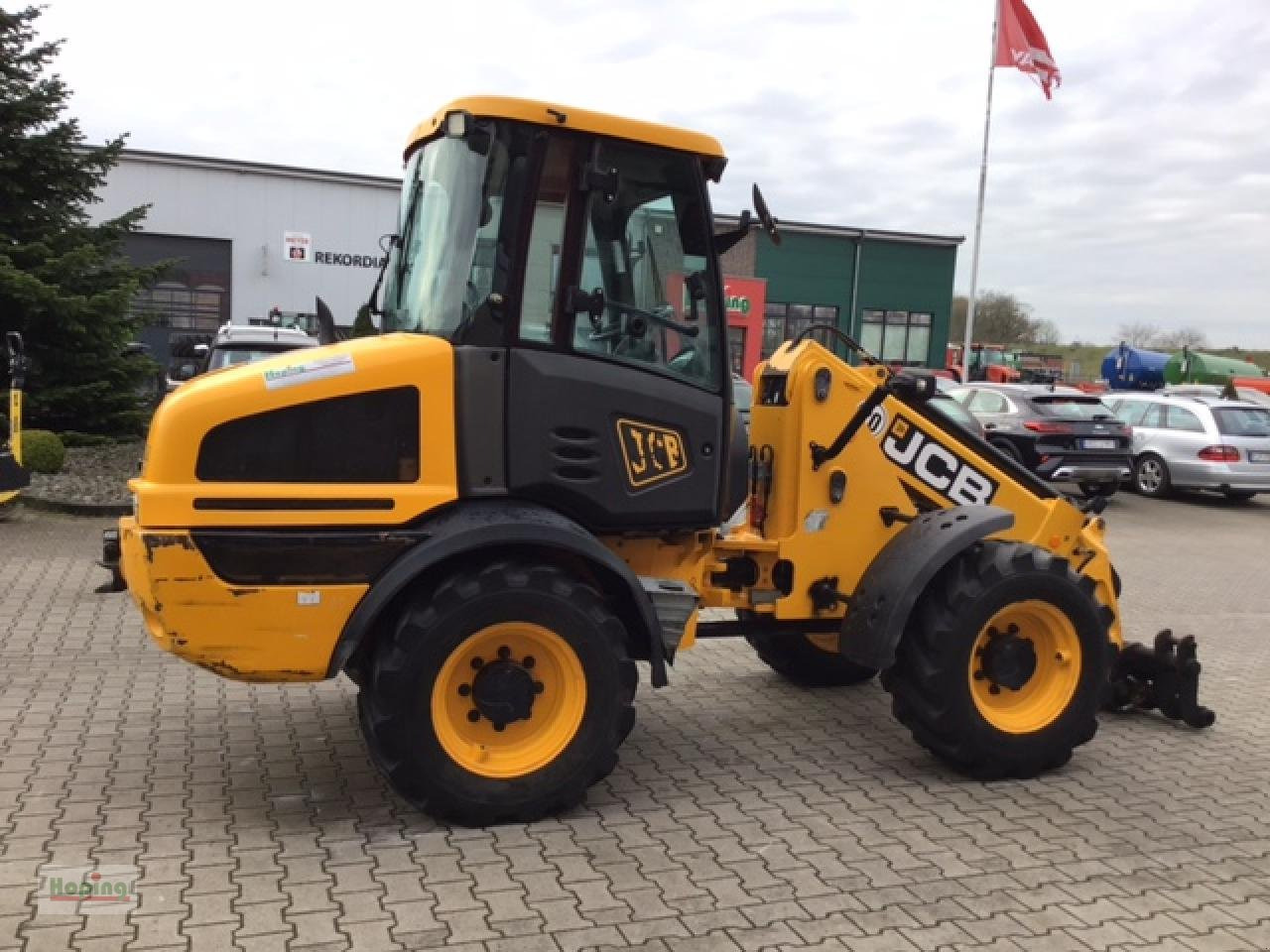 Chargeuse sur pneus JCB TM 220
