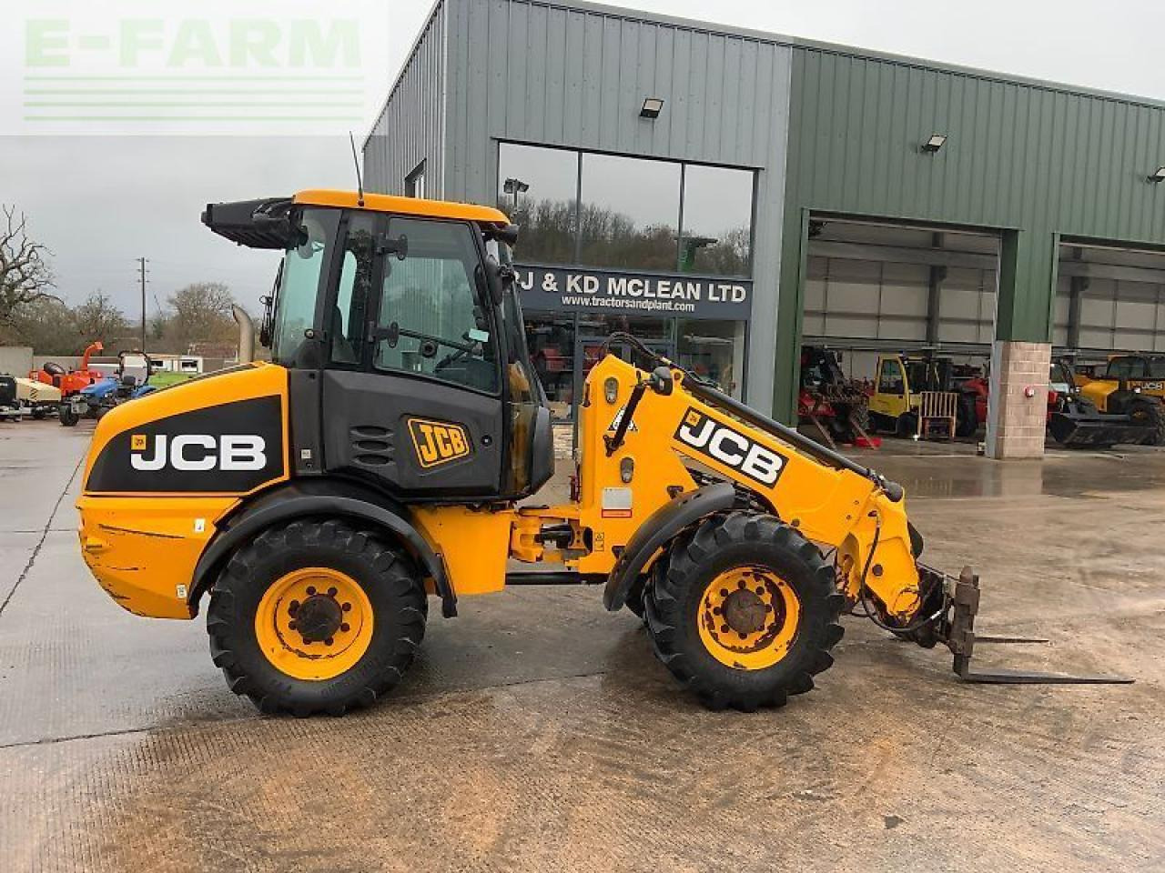 Chargeuse sur pneus JCB tm220 agri telehandler (st25185)