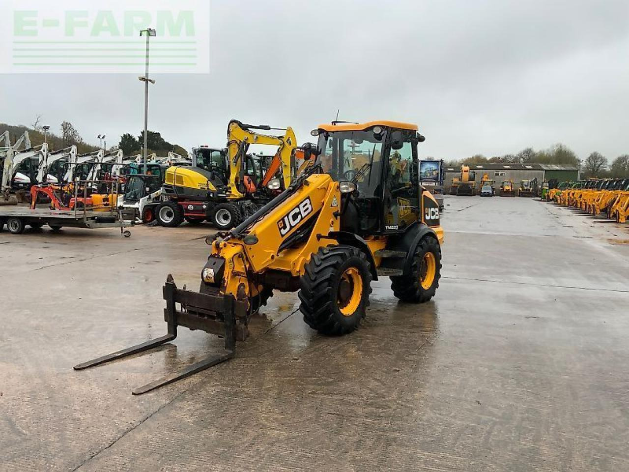 Chargeuse sur pneus JCB tm220 agri telehandler (st25185)