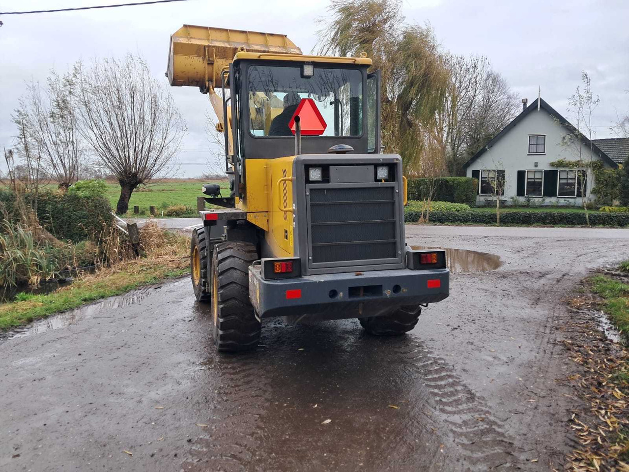 Chargeuse sur pneus JINCHENG 918 SHOVEL