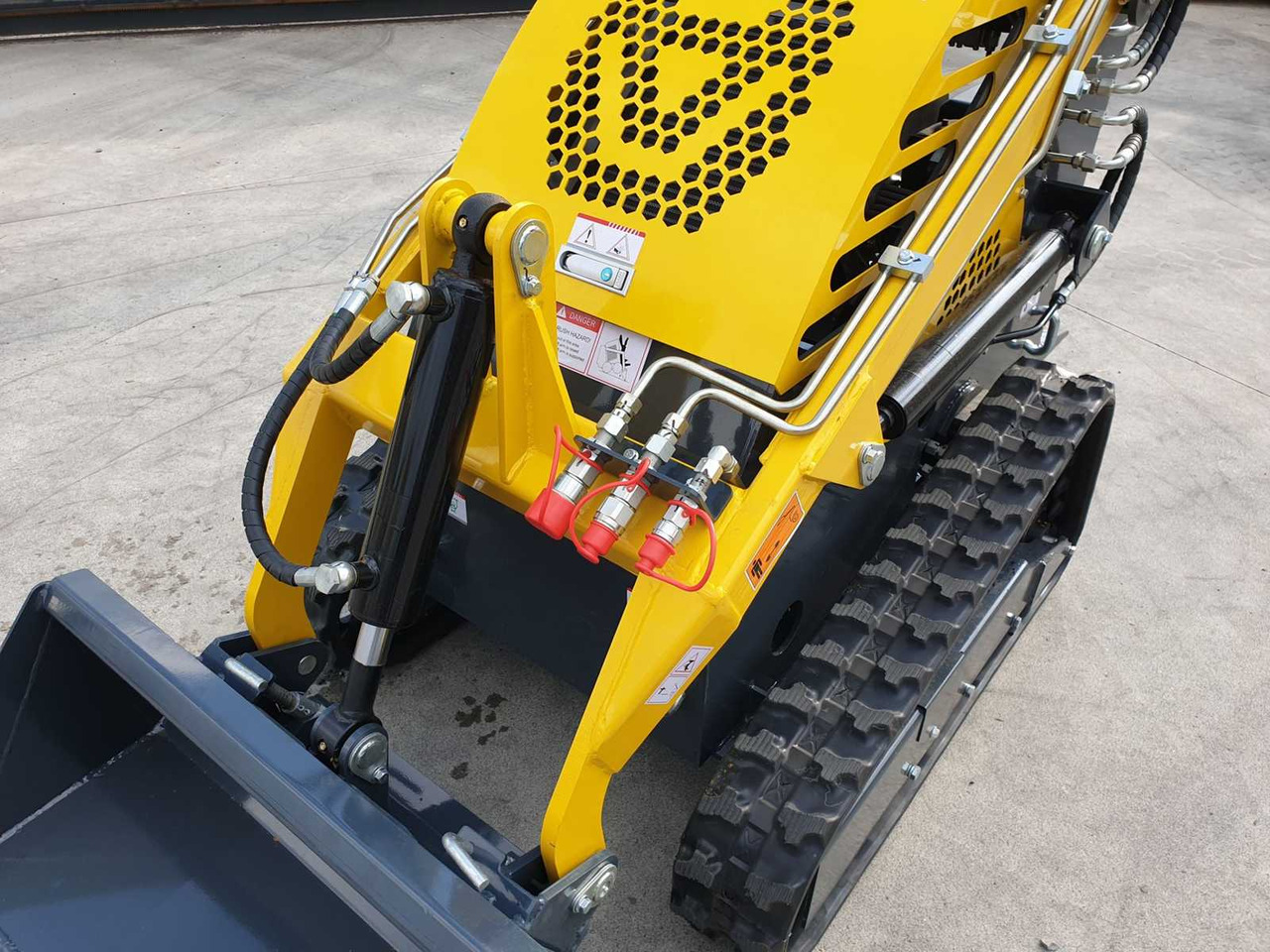 Chargeuse sur pneus JPC HT360 MINI TRACK LOADER
