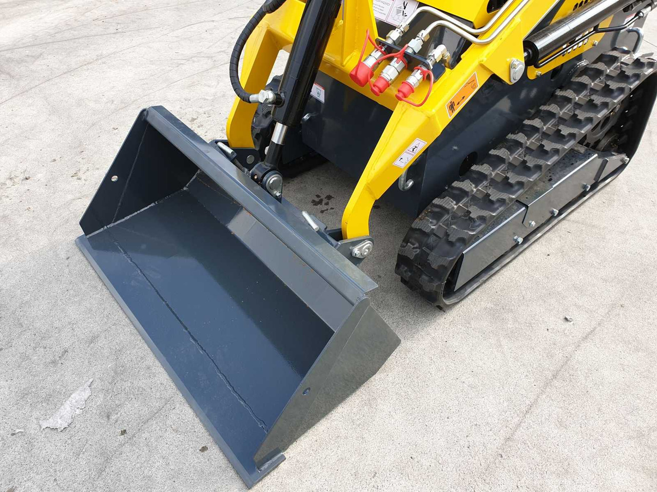 Chargeuse sur pneus JPC HT360 MINI TRACK LOADER