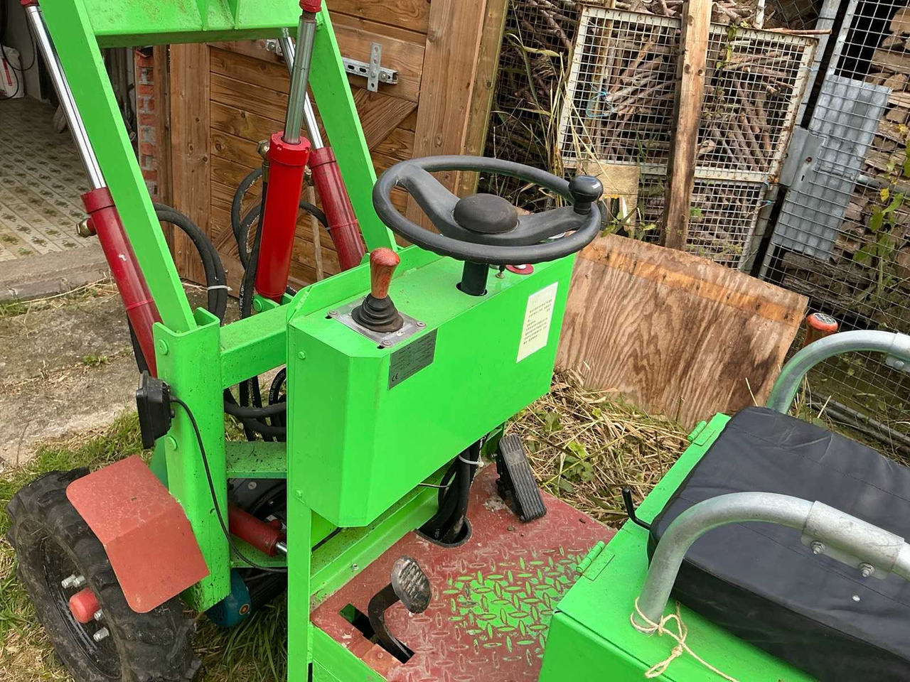 Chargeuse sur pneus JPC ME18 SHOVEL