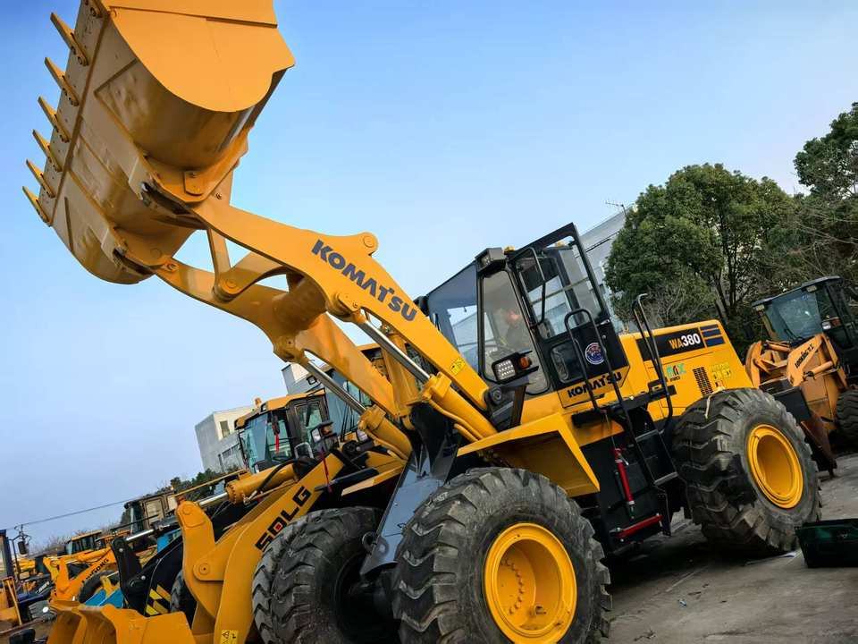 Chargeuse sur pneus Japan Komatsu WA380-3 WA380-6 WA400-1 WA400-3 WA320-6 WA430-5 Mining Wheel Loader, Used Komatsu WA380 Mini Front End Loader