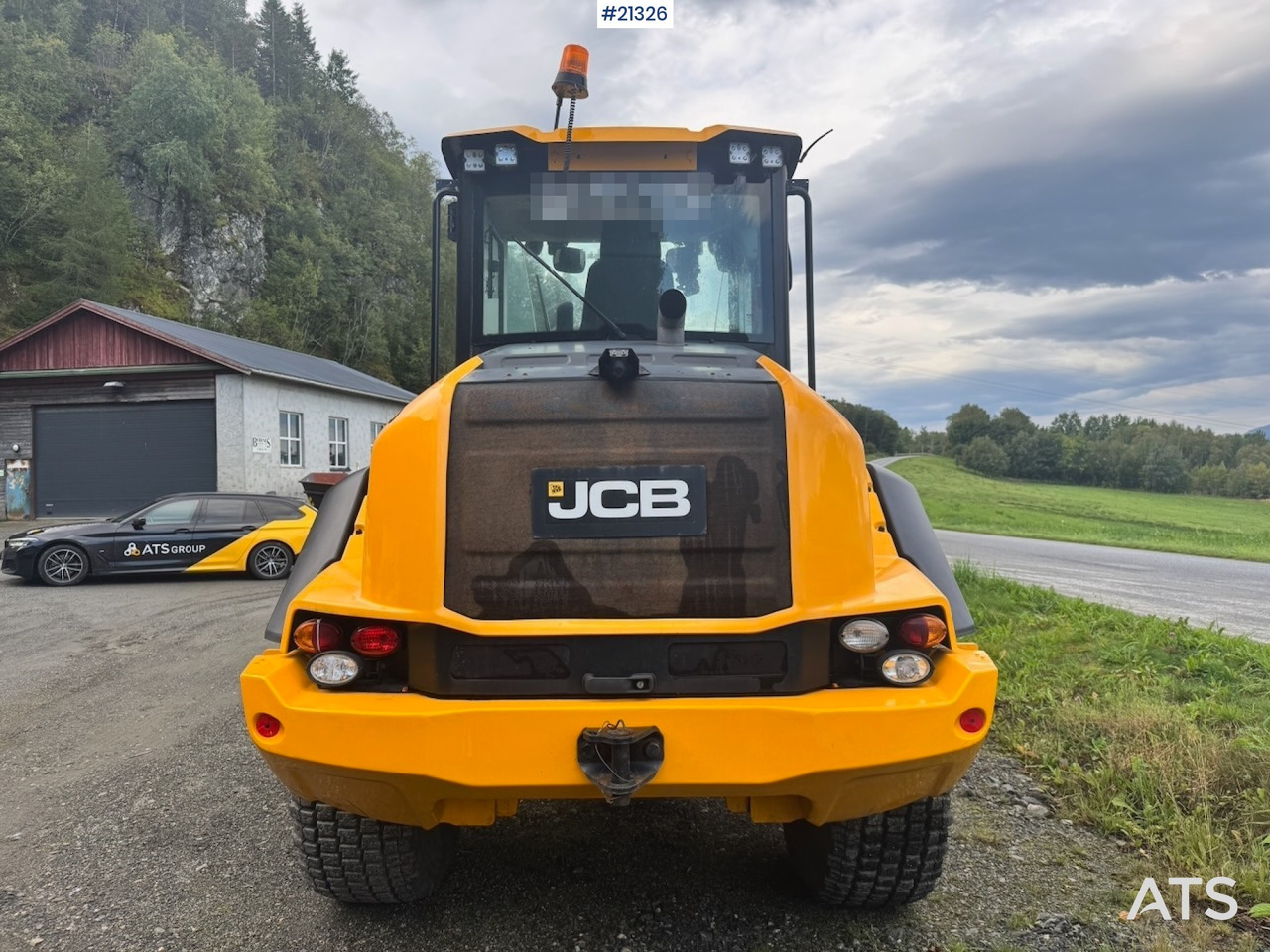 Chargeuse sur pneus Jcb 413K