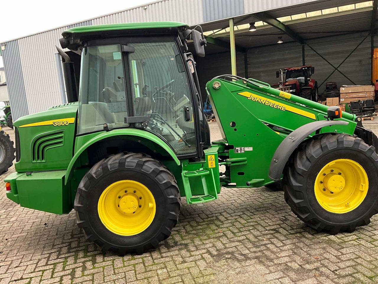 Chargeuse sur pneus John Deere 3800
