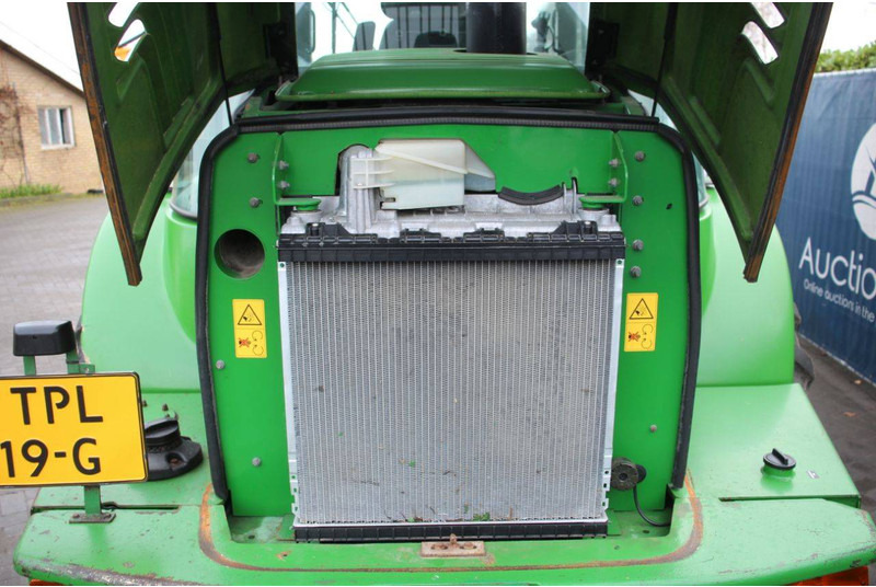 Chargeuse sur pneus John Deere 3800