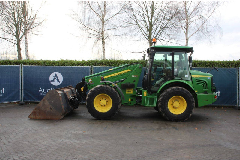 Chargeuse sur pneus John Deere 3800