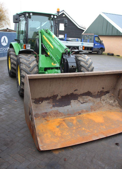 Chargeuse sur pneus John Deere 3800