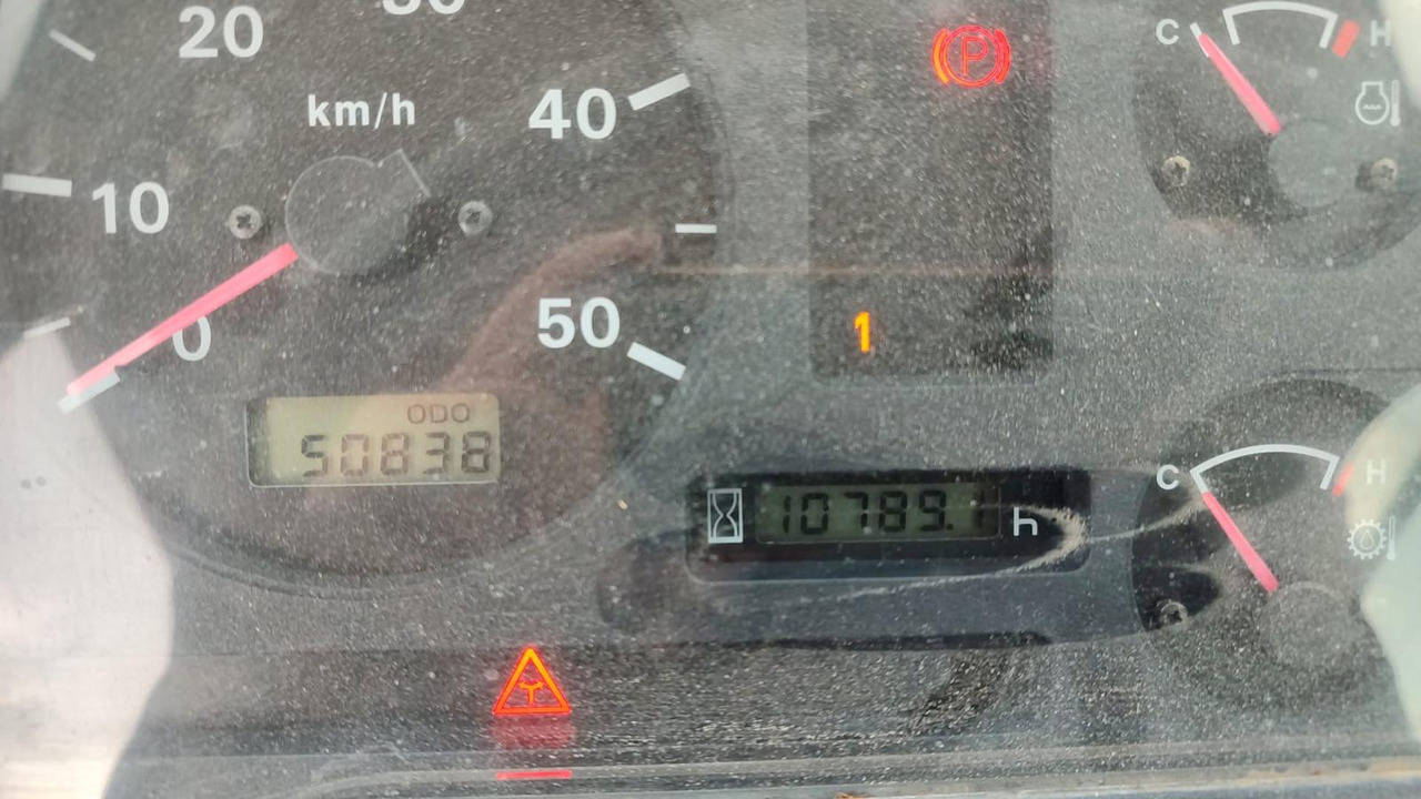 Chargeuse sur pneus KAWASAKI 80ZV