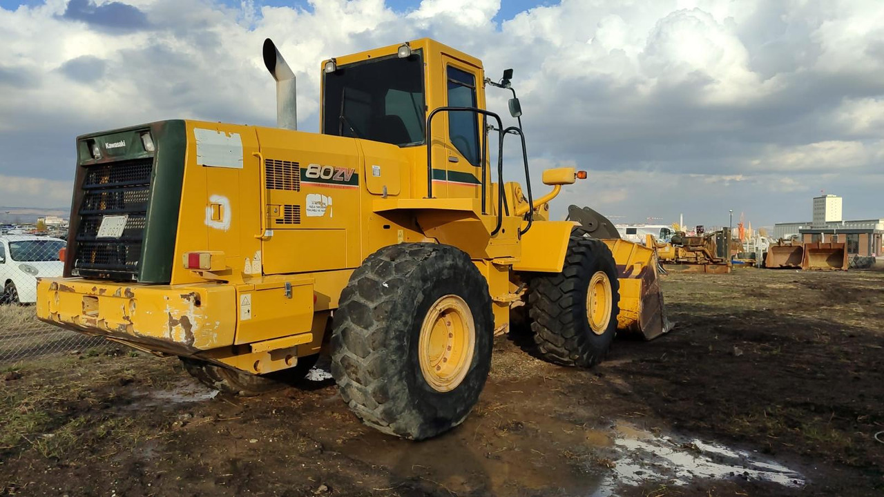 Chargeuse sur pneus KAWASAKI 80ZV