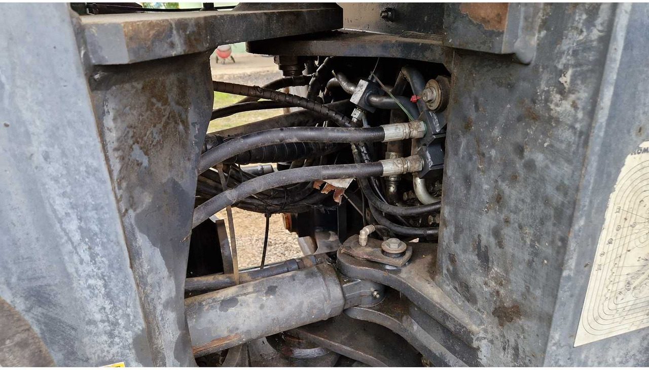 Chargeuse sur pneus KOMATSU - WA270-7 - SHOVEL - 2017