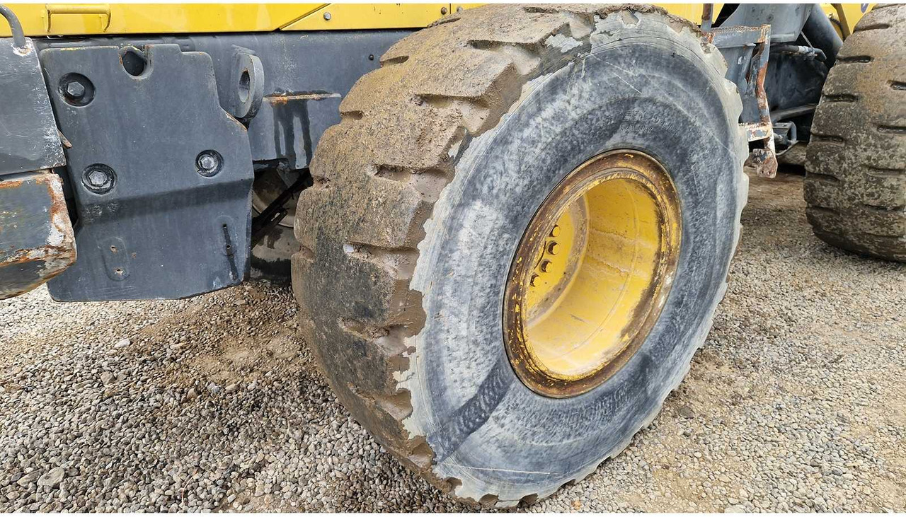 Chargeuse sur pneus KOMATSU - WA270-7 - SHOVEL - 2017