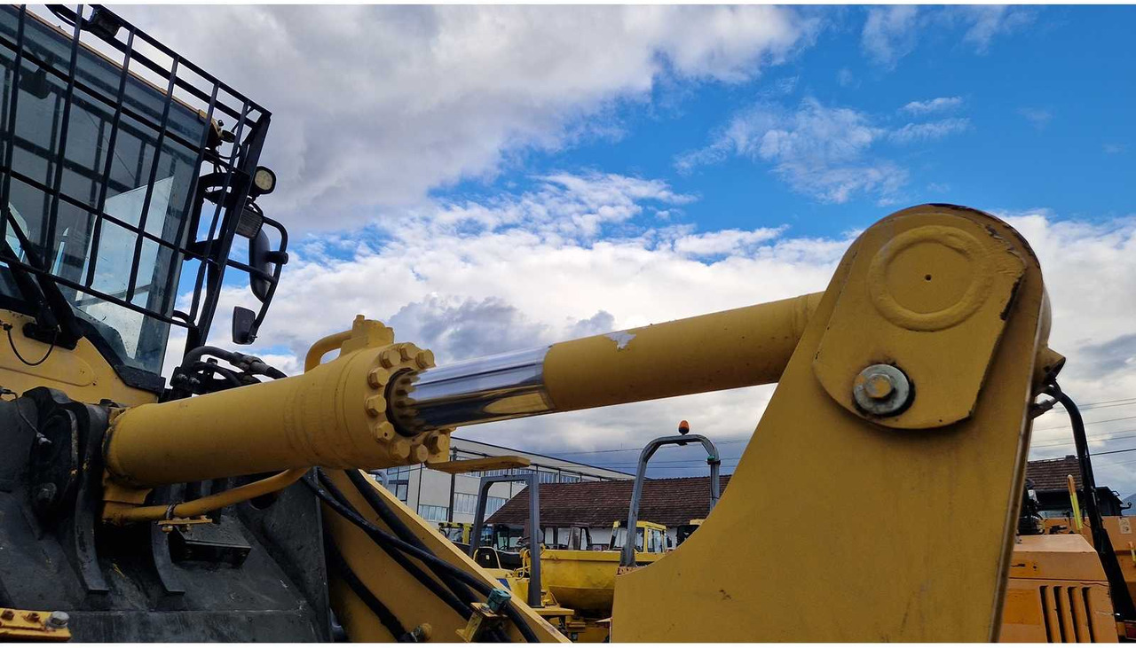 Chargeuse sur pneus KOMATSU - WA270-7 - SHOVEL - 2017