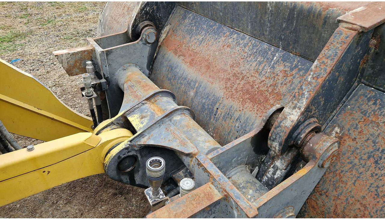 Chargeuse sur pneus KOMATSU - WA270-7 - SHOVEL - 2017