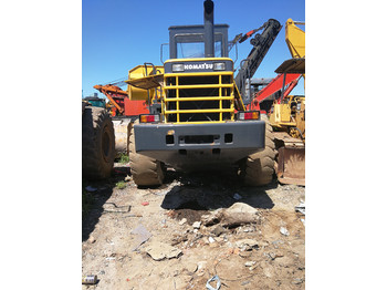 Chargeuse sur pneus KOMATSU WA320