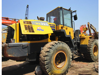 Chargeuse sur pneus KOMATSU WA320