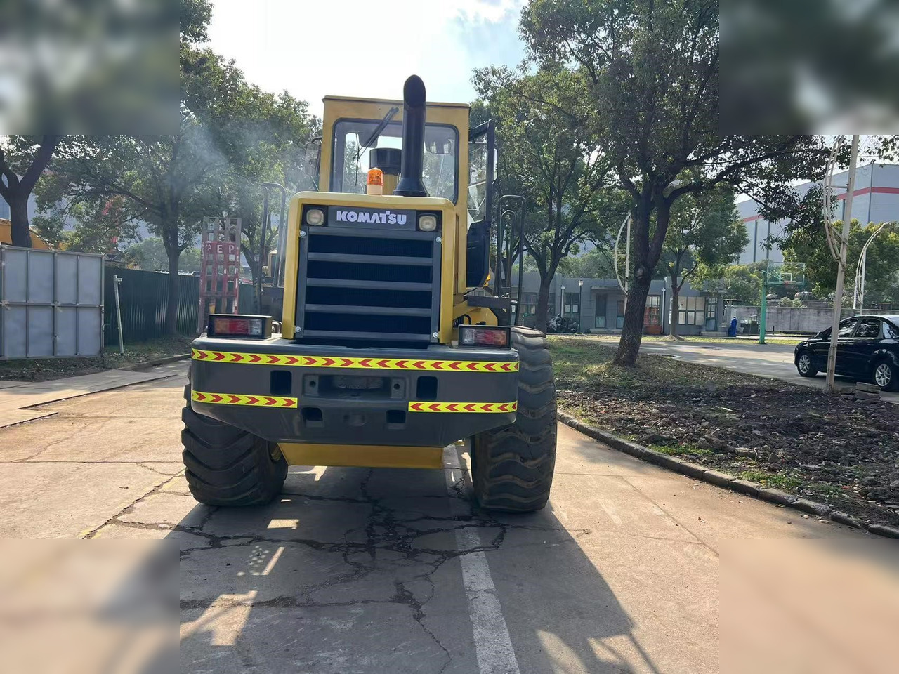 Chargeuse sur pneus KOMATSU WA320-3