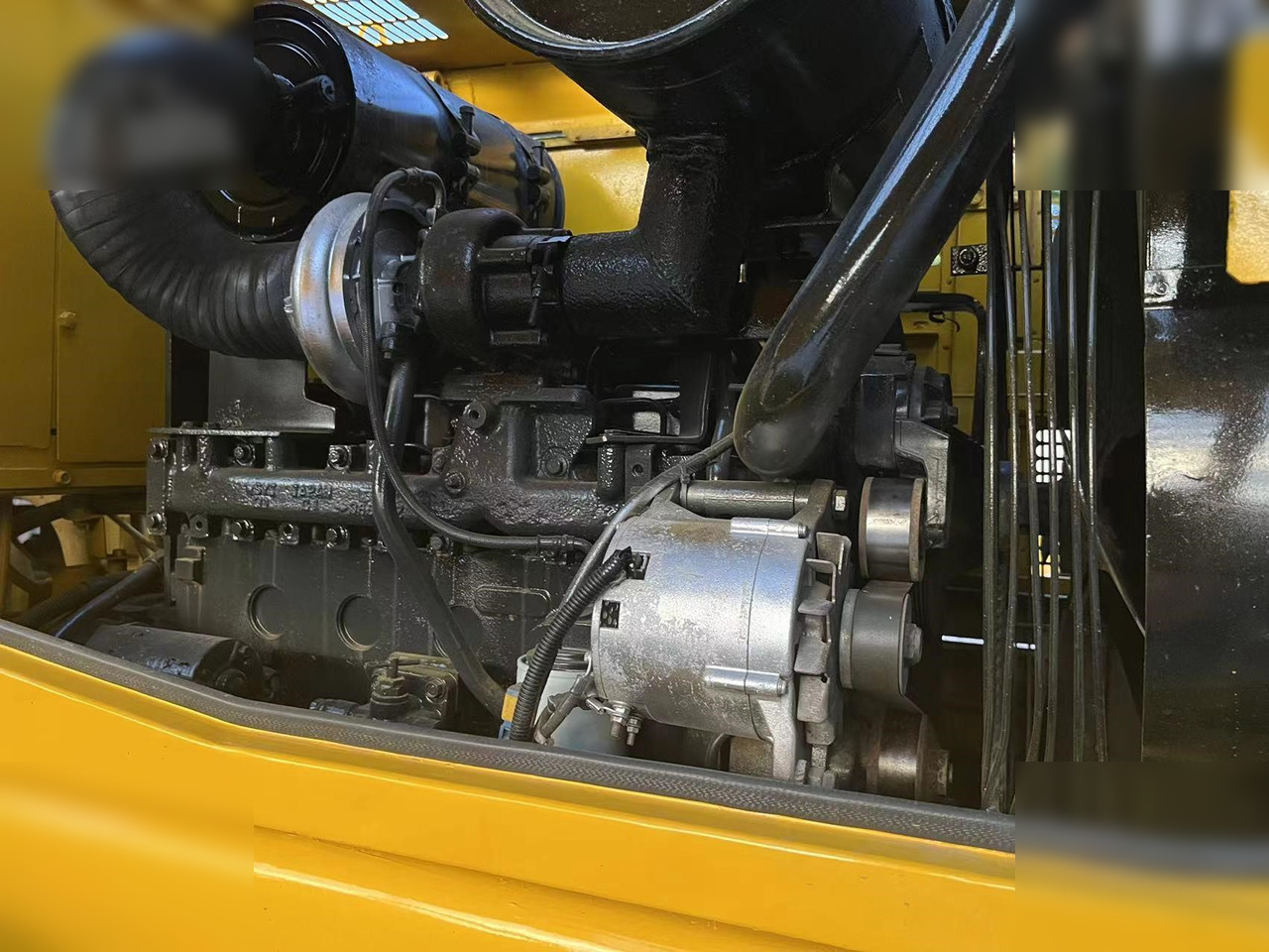 Chargeuse sur pneus KOMATSU WA320-3