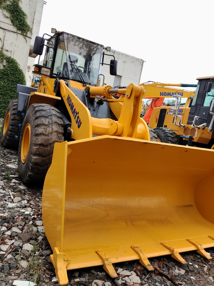 Chargeuse sur pneus KOMATSU WA320-5
