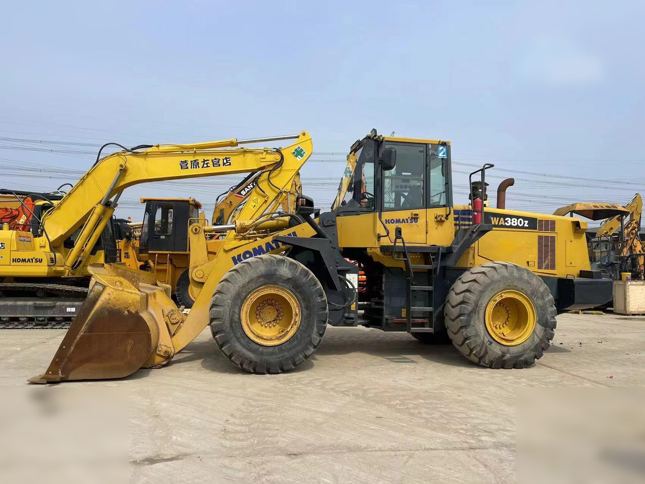 Chargeuse sur pneus KOMATSU WA380Z-6