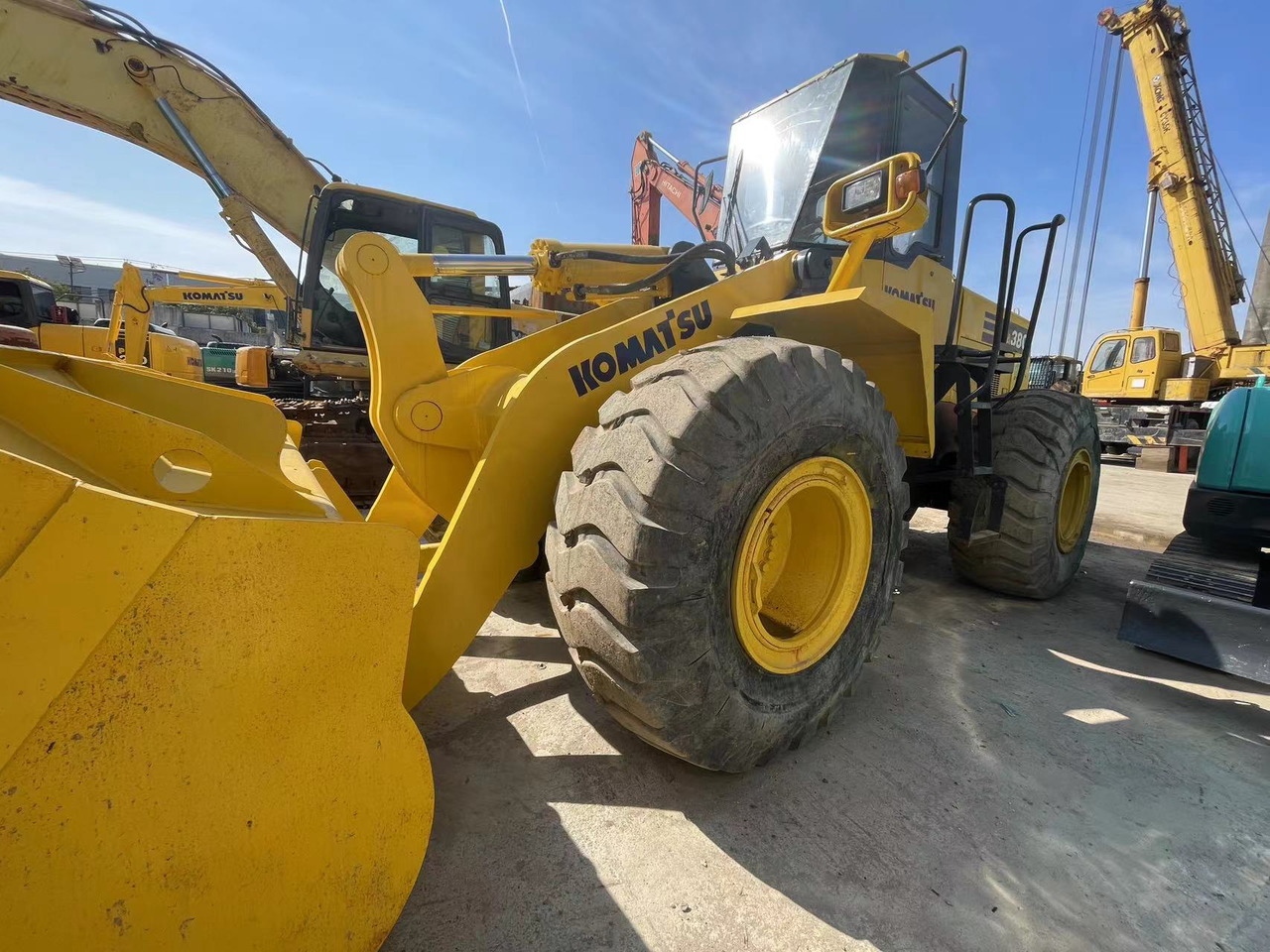 Chargeuse sur pneus KOMATSU WA380-3