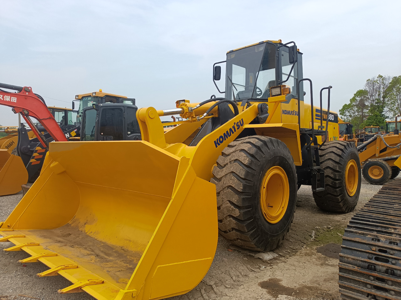 Chargeuse sur pneus KOMATSU WA380-3