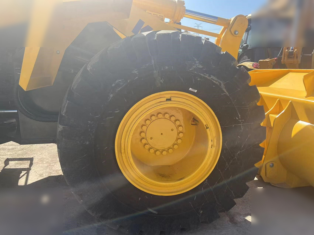 Chargeuse sur pneus KOMATSU WA380-3