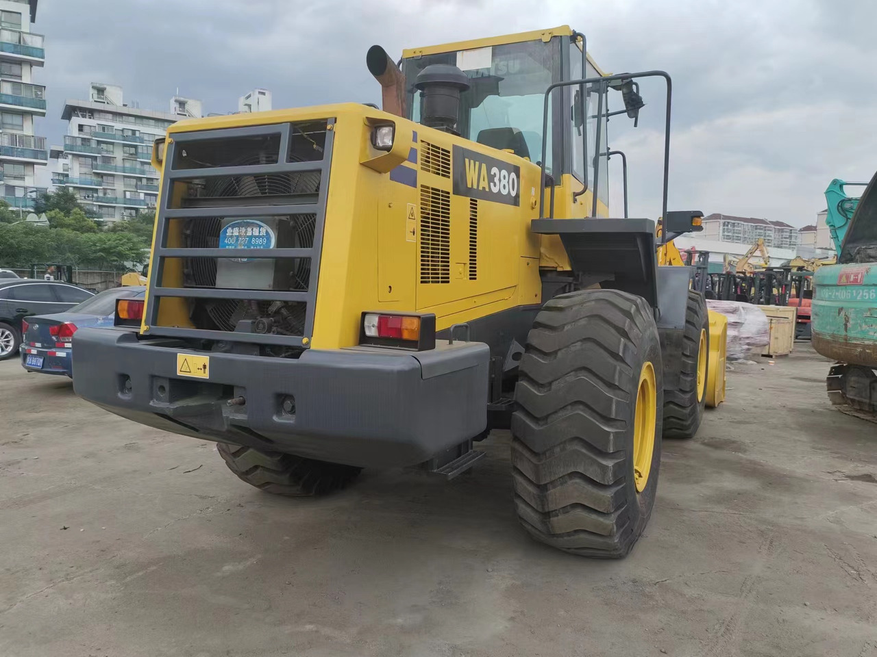 Chargeuse sur pneus KOMATSU WA380-6